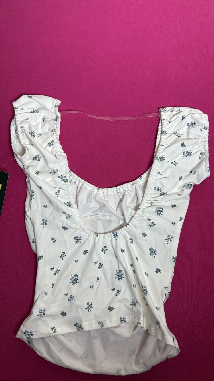 Wild Fable White Floral Top Size S Square Neck Puff Sleeve Cottagecore Style